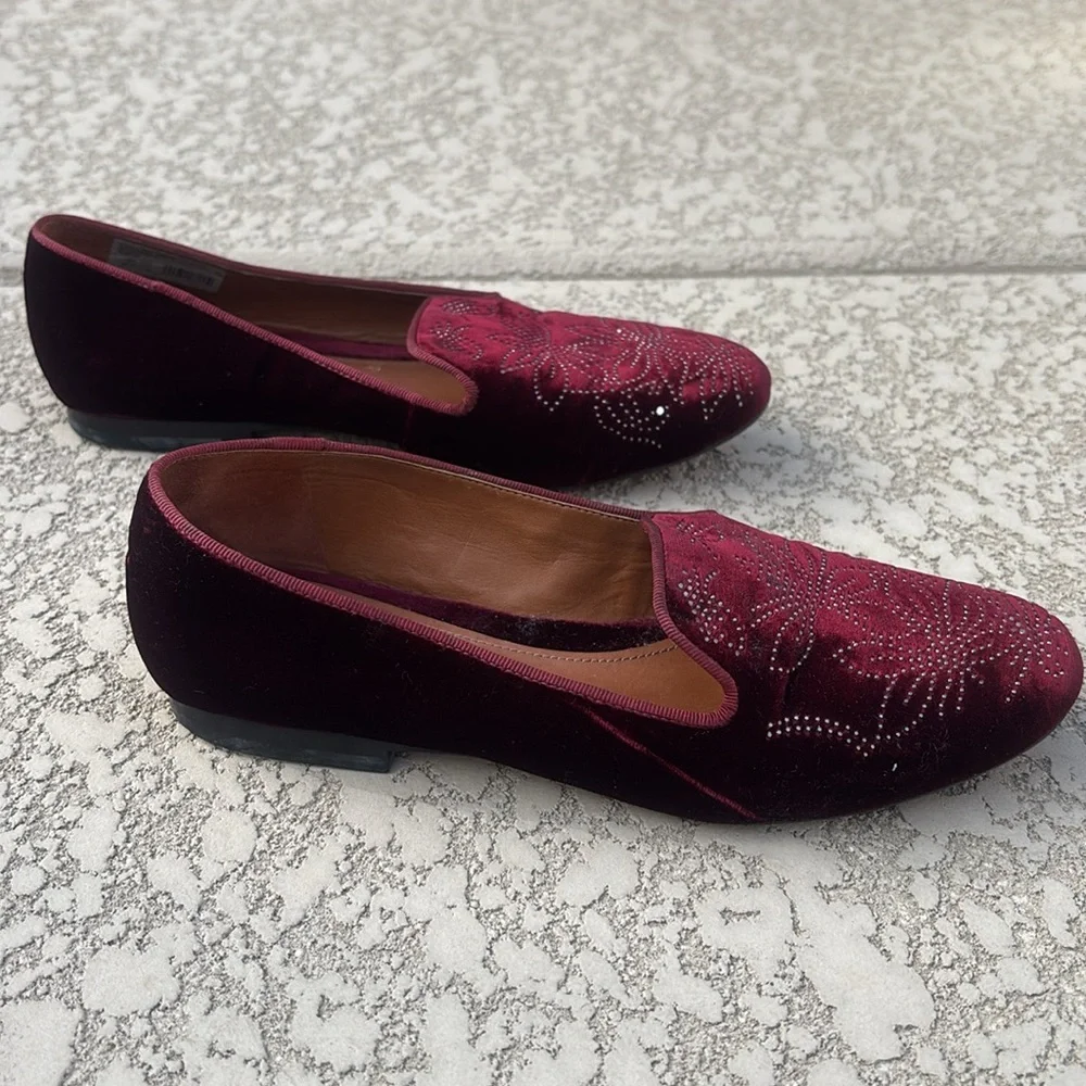 Schutz Burgundy Velvet Loafers Size 6 B Studded Slip On Flats Preppy